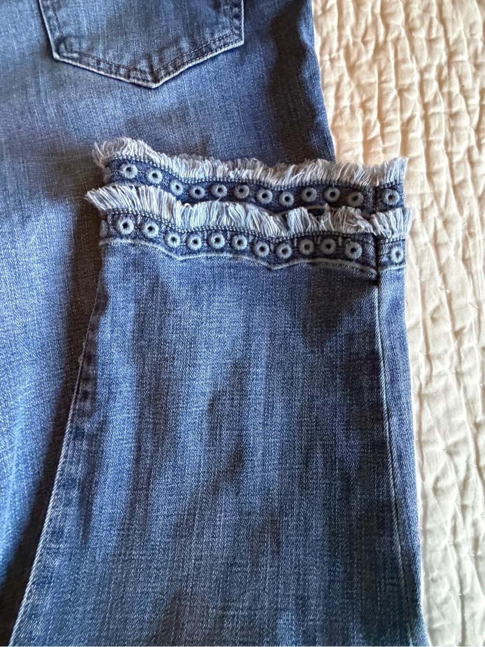 Chico’s Slim Cropped Jeans - Picture 4 of 7